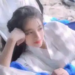 求这张头像的情侣头像