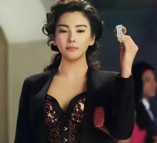 乘风破浪这些姐姐狂圈粉,而她却让自己仙女滤镜碎一地