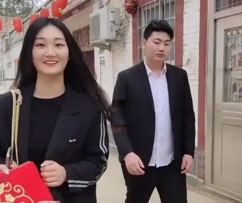 林心如晒自拍,黑头却成为热评第1,网友称还不如朱之文儿媳漂亮