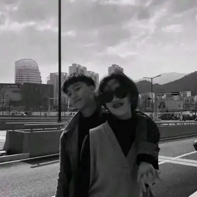 经典的情侣头像超级好看可爱点