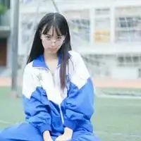 女生盘腿坐头像校服校服控少女盘腿坐的头像