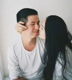 求这个情侣图像另一张