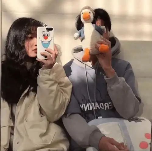 一组爱不释手的情侣头像,请签收