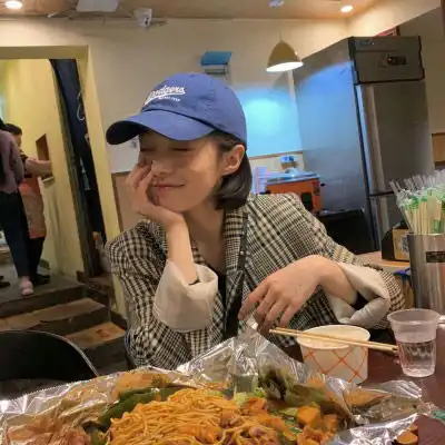 戴帽子的女生头像霸气酷气质女生头像