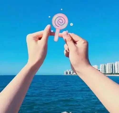 情侣拍照小手势,码住啊,说不定就用上了呢