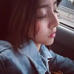 坐思聪大腿晒钻戒后,豆得儿脸也变了