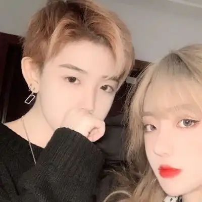 优质干净唯美恩爱情侣头像云微信头像我要个性网