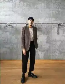 型男必学的性冷淡风搭配,简约风格穿出品味与质感