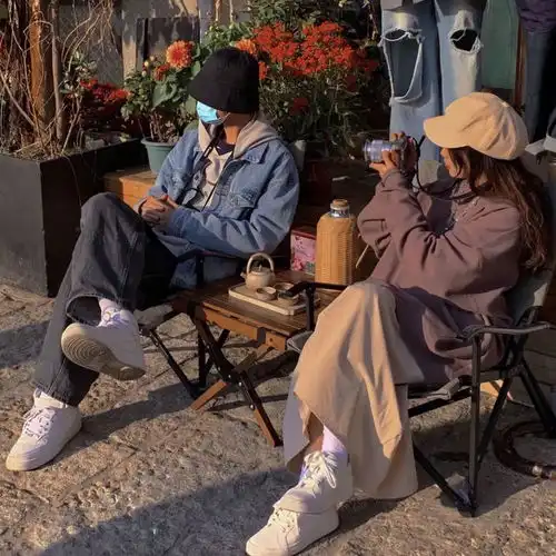 一些用了就舍不得换的情侣头像