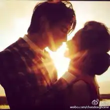 白冰微博曝婚纱照晒幸福与新晋男模丁一结婚