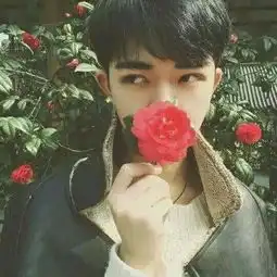 韩国街头自拍男生头像韩国帅气男生头像