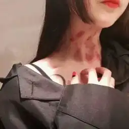 这里都是你们喜欢的卡通精致唯美浪漫的情侣头像