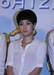 霍思燕未婚先孕引质疑盘点吃嫩草的气质女星