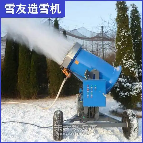 新款造雪机,2019年滑雪魔毯,雪地摩托车图片