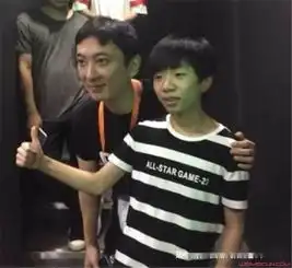 他曾是lol年纪最小的王者,被王思聪亲自迎接,最终却销声匿迹