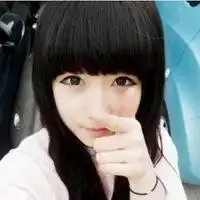 我有一个男的的头像,谁能帮我找个女的的头像跟这个做情侣头像的