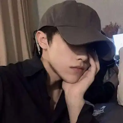 2021最热门的高清成熟的男生头像人世间的很多相遇都太多余了