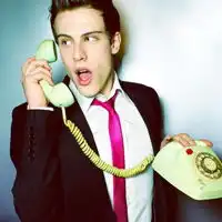 欧美男生头像复古街拍