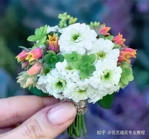花艺分享超迷你花束火了,捧在手心的甜蜜