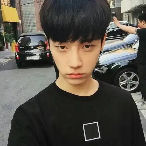 爱自拍的男生的性格特征是怎样的