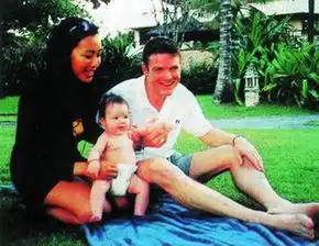 45岁钟丽缇接受男友求婚将第三次披上婚纱