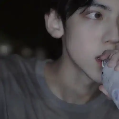 微信头像很爱很爱的人,真的会突然就不爱了吗