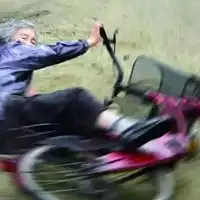 情侣头像重口味一对两张另类重口味情头一对两张