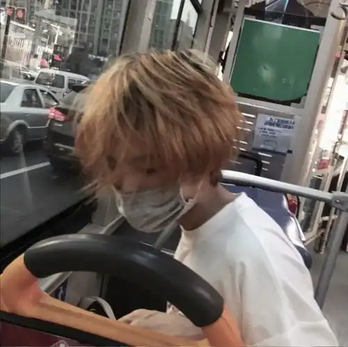 头像毕竟,明天是另一天了
