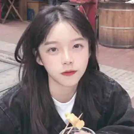 qq头像小孩可爱女生,用微笑掩饰过去的回忆