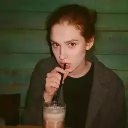 一个人至少拥有一个梦想