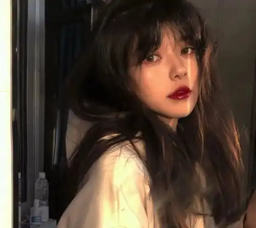 纯欲风女头二
