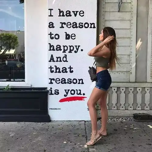 女大三的姐弟恋真牛,这是一对坐拥近四百万粉丝健身网红情侣