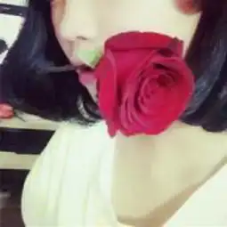这是我女朋友头像,帮忙匹配一个男生情侣头像,谢谢了