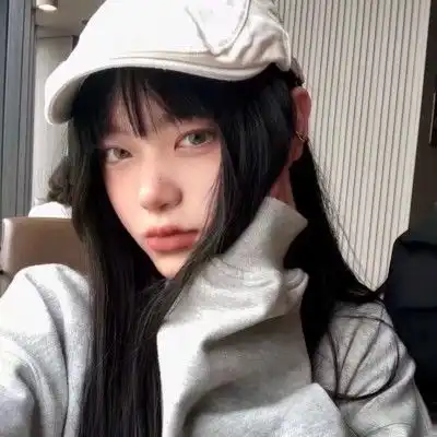 网易云热评最好的爱情,好像不是那个人,冲着我的光芒急匆匆赶来,而是