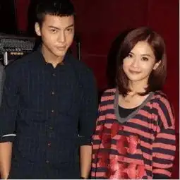 陈伟霆坐实女友身份,公开一起穿情侣装,网友身材强杨颖一千倍