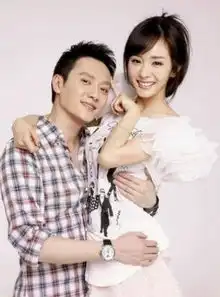 峰幂交响曲再扮情侣被称郎有意妹无情