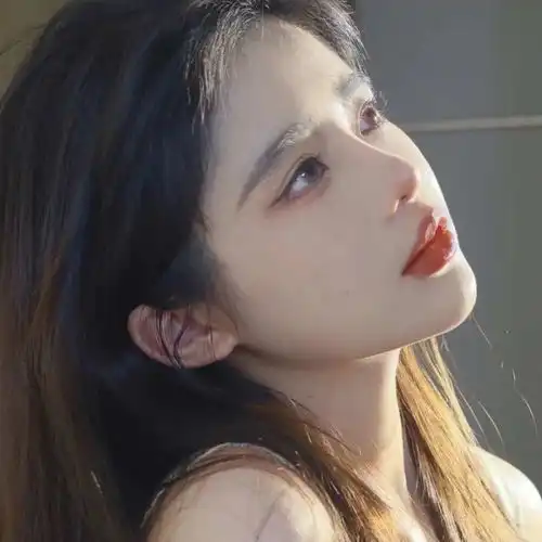 精选优质温柔小众好看的女生头像200