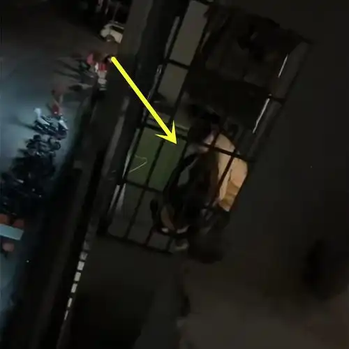 半夜还和异性玩福建一男子和女友吵架后,在楼下劝说她快回家