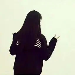 能不能帮我找到这张情侣头像的另一半,谢谢