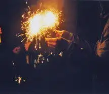 男生拿烟花头像微信头像图片大全