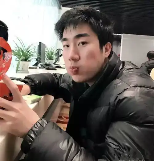 骚男miss连麦直播粉丝上一次一起直播都在两年前了,我酸了