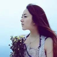 单纯女孩qq头像牵着你的手,一起走到永远