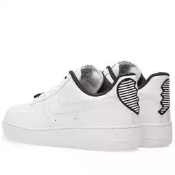 爱心元素注入女生情人节主题配色nikeairforce1今日上架