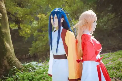 狐妖小红娘五张情侣cosplay图,军娘表情可爱,颜如玉颜值满分