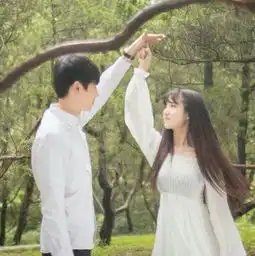 这是哪对网红情侣