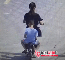 郯城走失的9岁男孩依然没有音讯家人备受煎熬