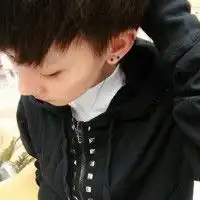 韩范气质qq男生头像时光它是个旧没人