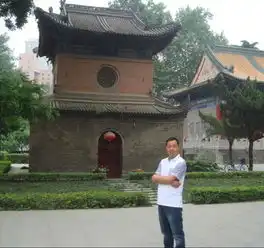 西安密宗祖庭大兴善寺的鱼池翠廊幽庭附交流照片