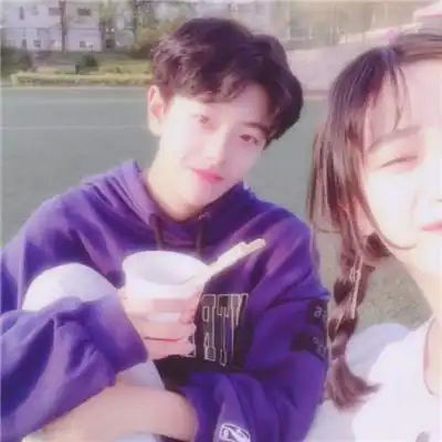 小清新唯美情侣头像紫色系唯美好看太少见了