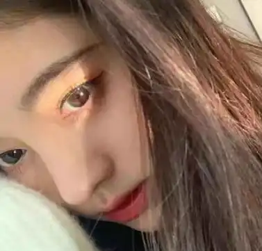 鞠婧祎的星星眼妆火了,当她闭上眼睛那一刻,网友神仙颜值